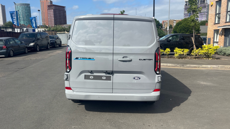 Ford Transit Custom E-320 L1 Rwd 100kW 65kWh H1 Van Limited Auto